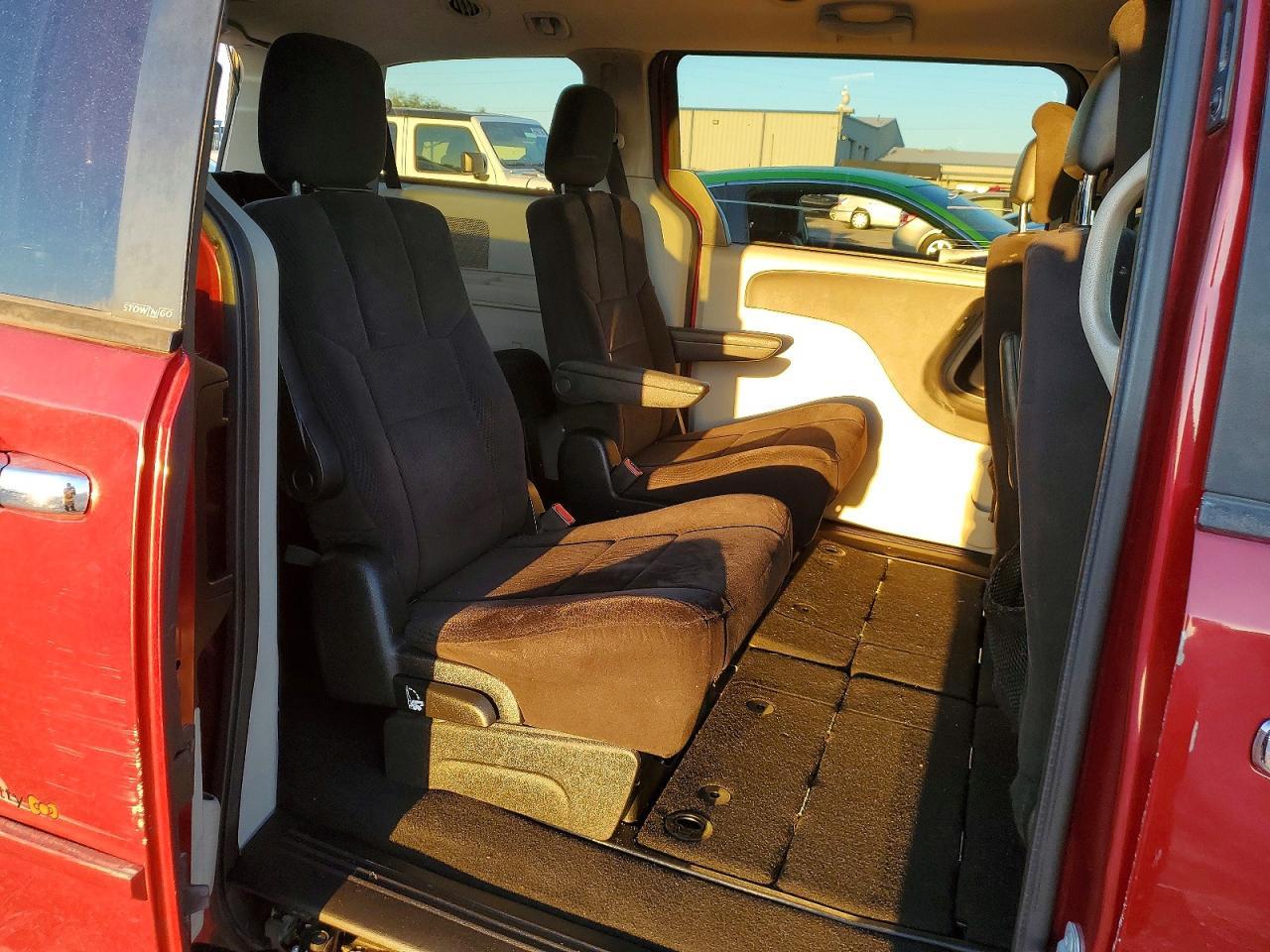 2014 Dodge Grand Caravan Sxt - zdjęcie 11