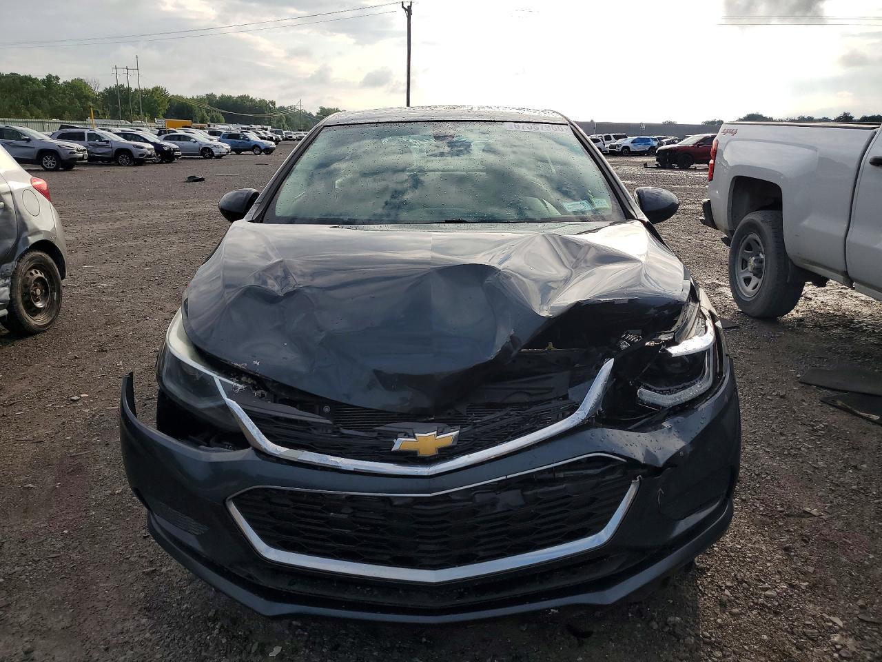 2018 Chevrolet Cruze Lt - zdjęcie 5