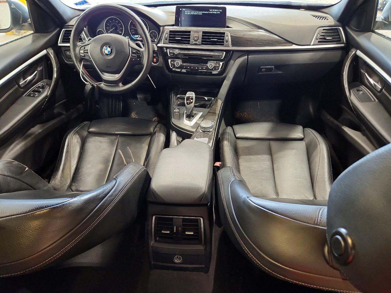 2018 BMW 330 Xi - zdjęcie 8