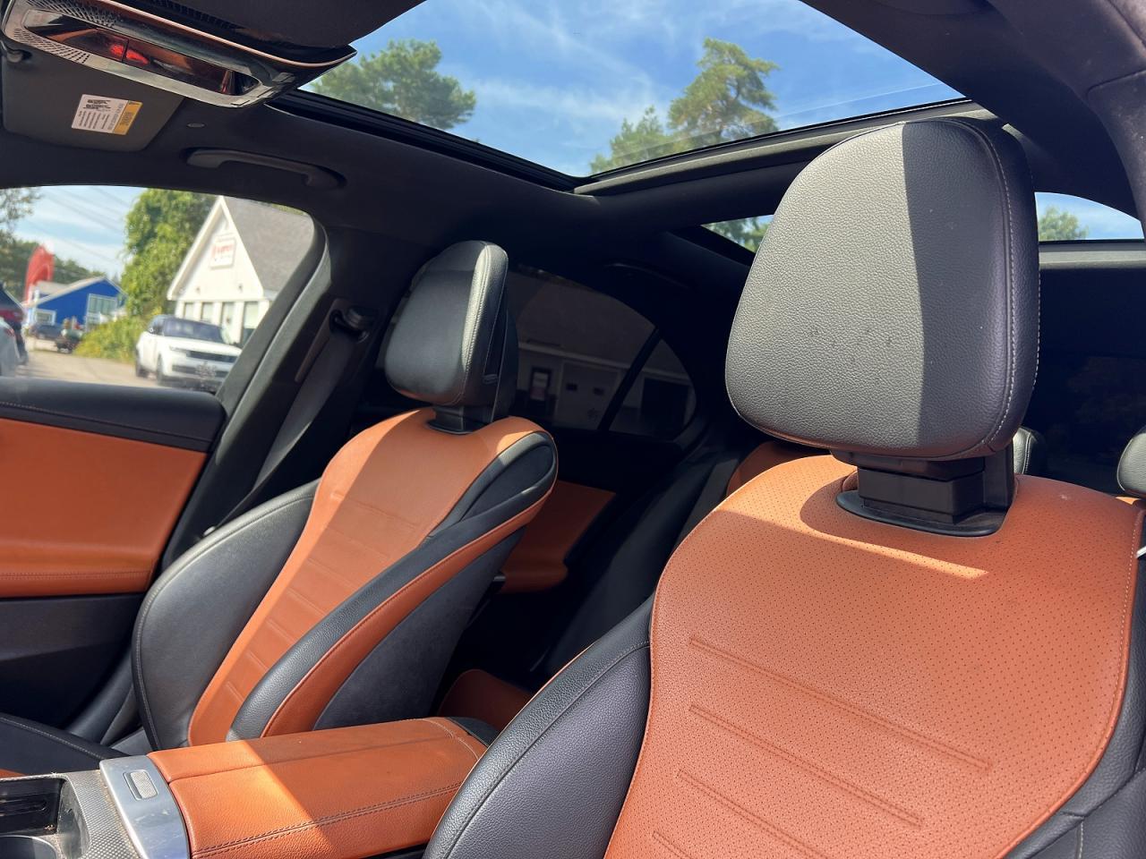 2023 Mercedes-Benz C 300 4Matic - zdjęcie 9