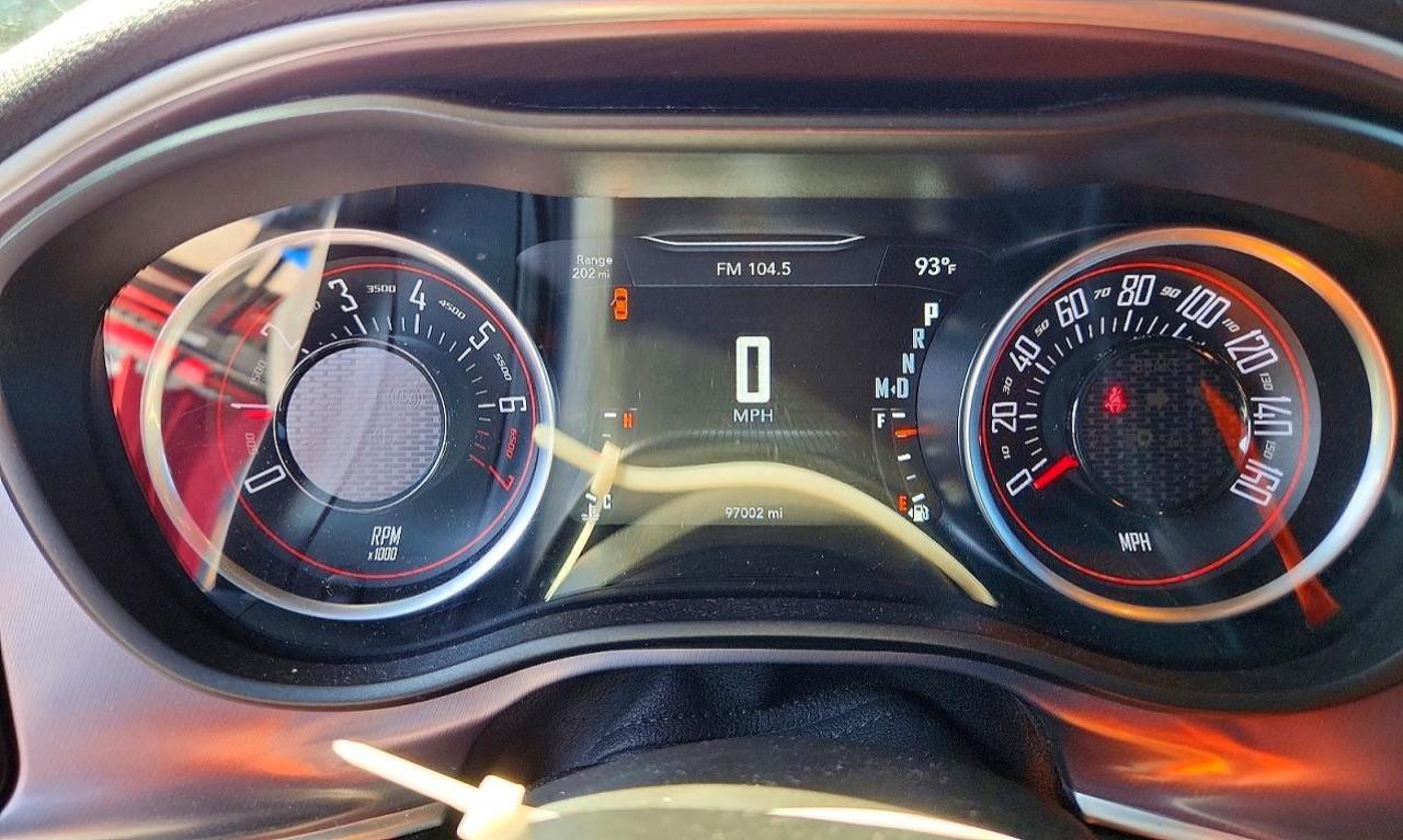 2021 Dodge Challenger Sxt - zdjęcie 9