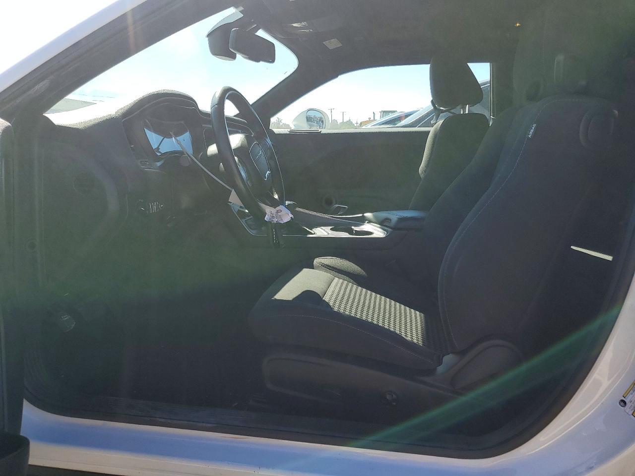 2020 Dodge Challenger Sxt - zdjęcie 7