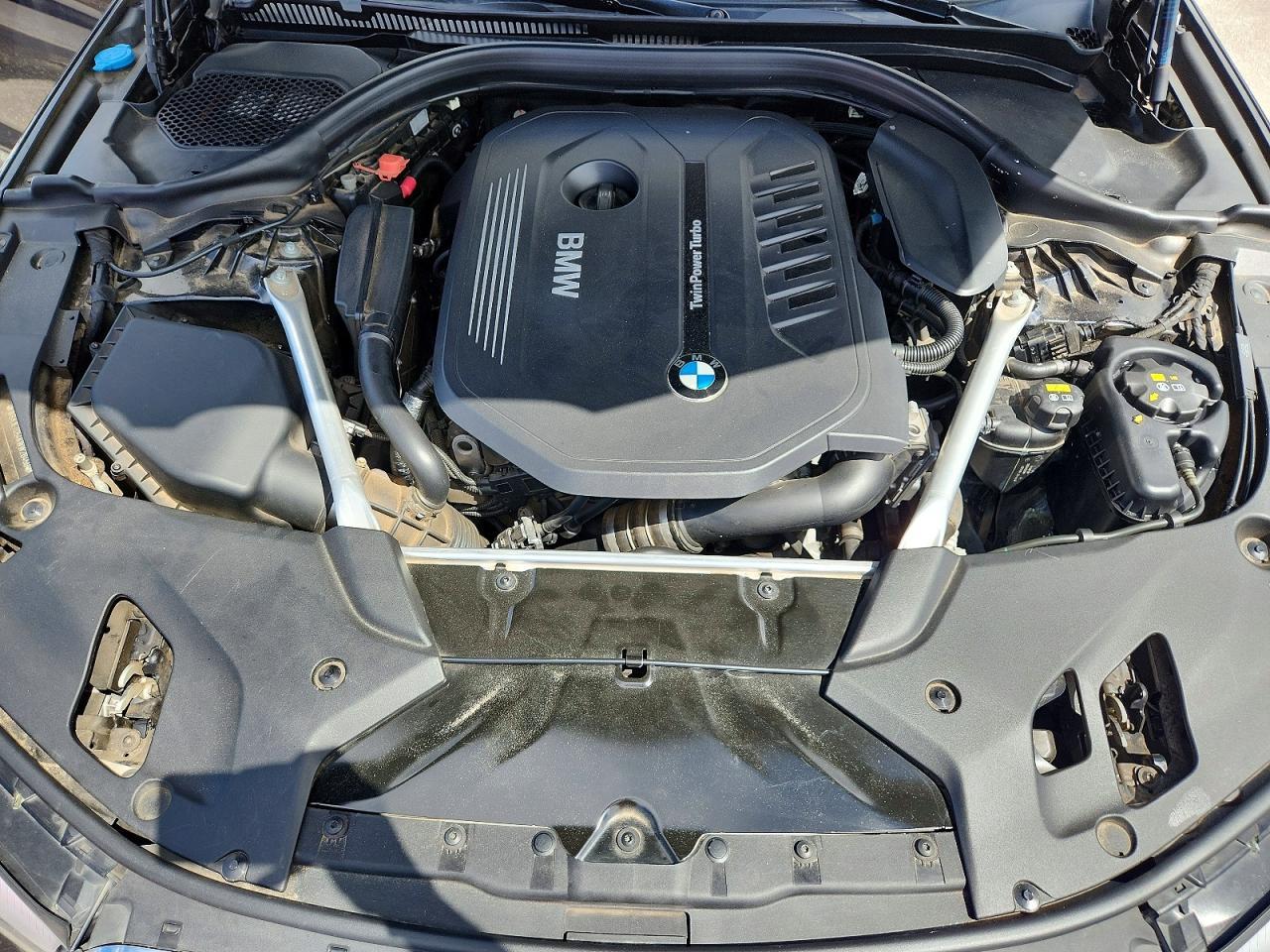 2019 BMW 540 Xi - zdjęcie 11