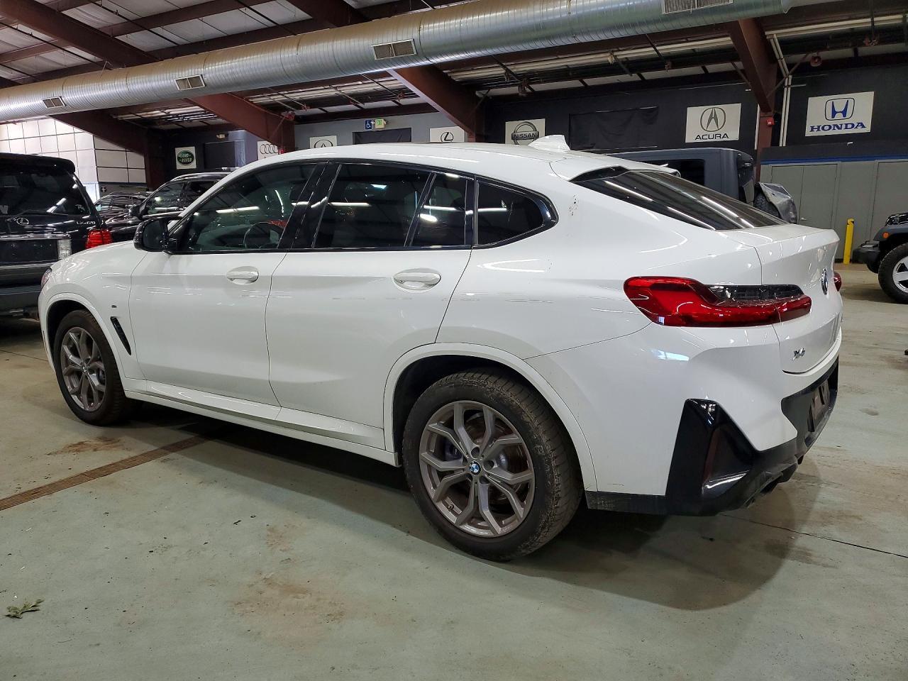 2023 BMW X4 M40I - zdjęcie 2