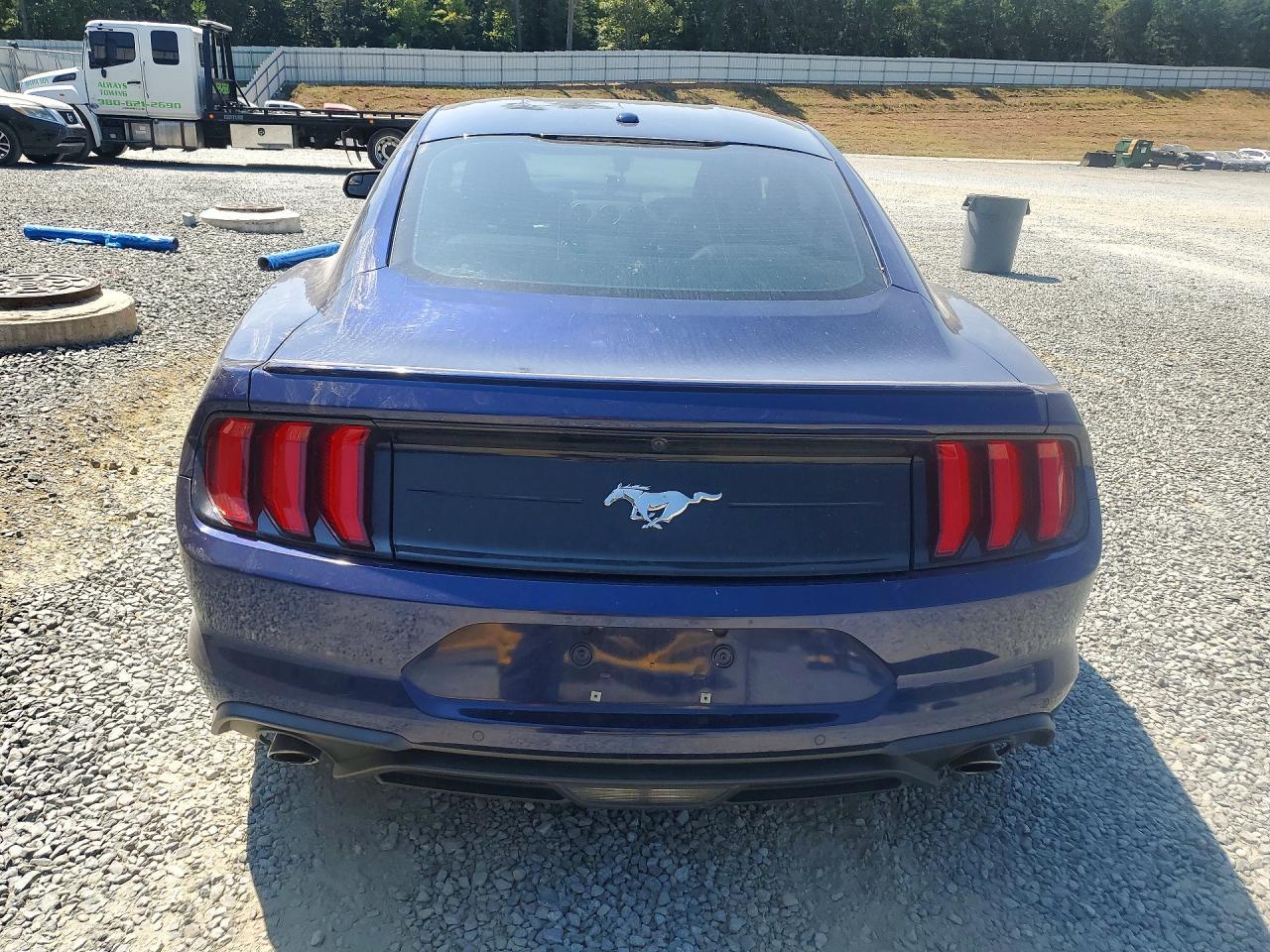 2018 Ford Mustang - zdjęcie 6