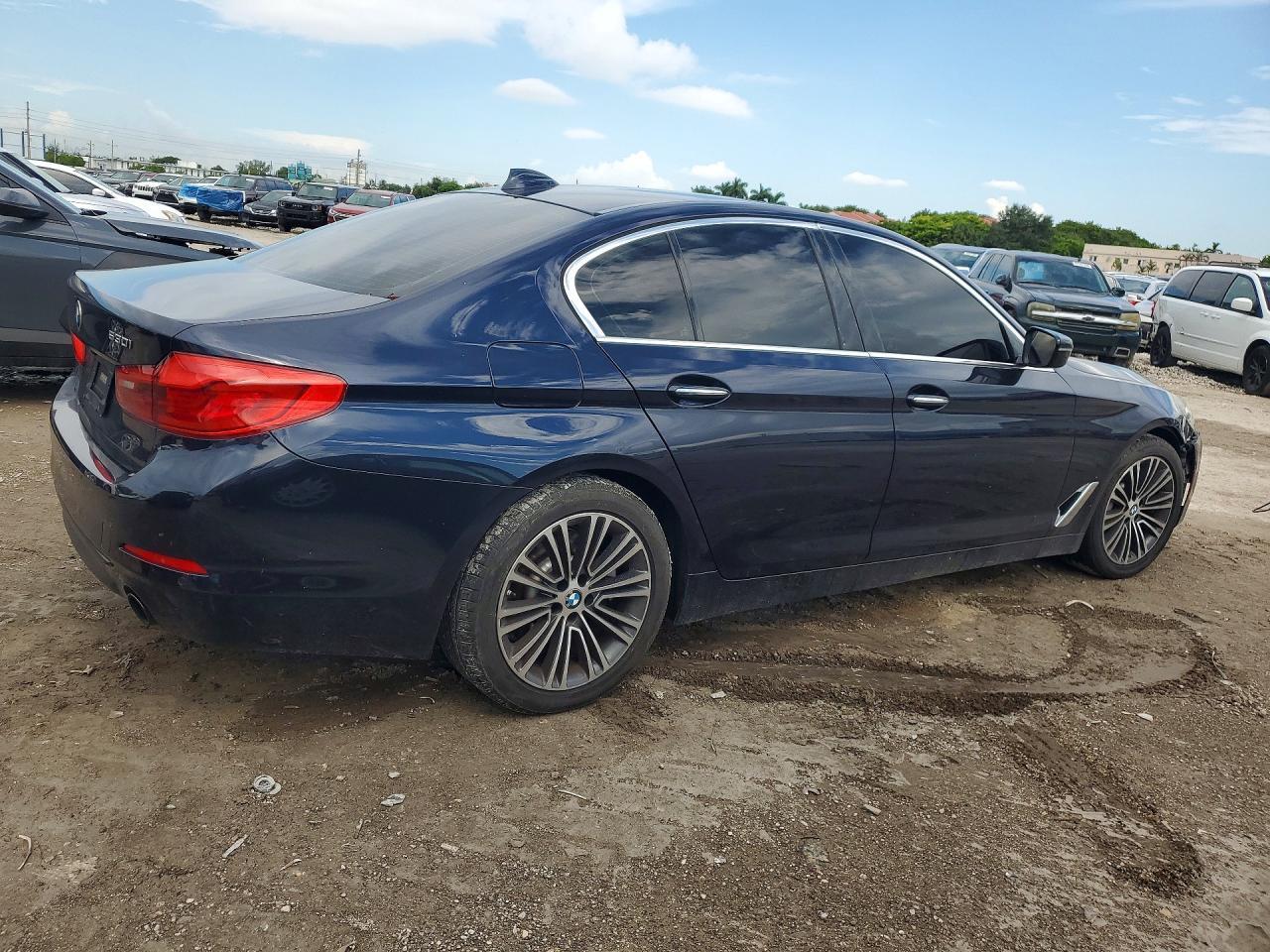 2018 BMW 530 I - zdjęcie 3