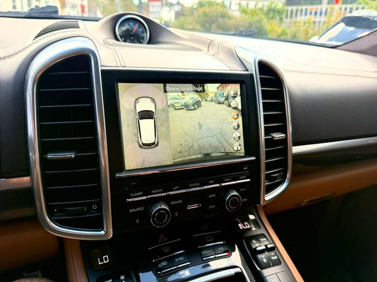 2016 Porsche Cayenne Turbo - zdjęcie 7