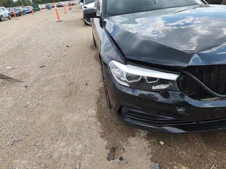 2019 BMW 530 I - zdjęcie 13