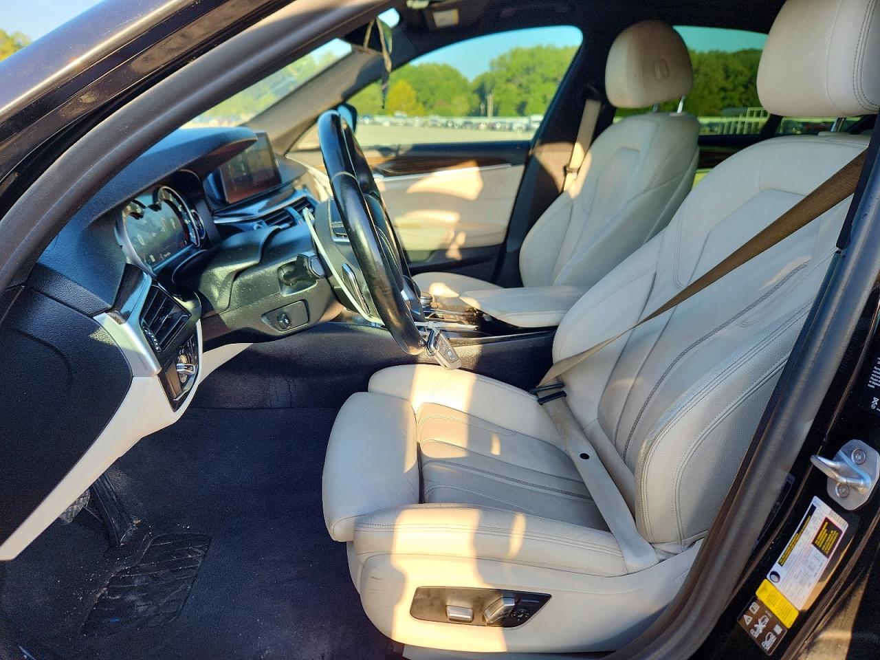 2019 BMW 530 Xi - zdjęcie 7