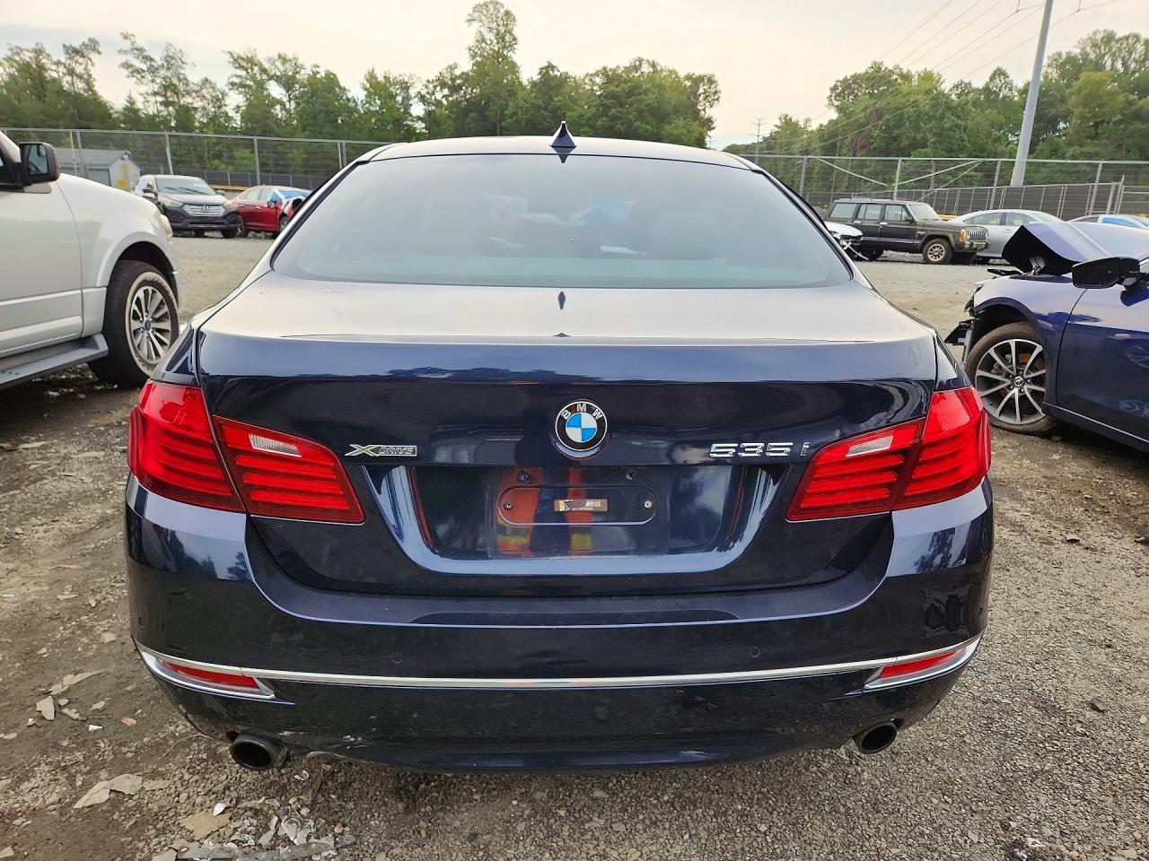 2015 BMW Seria 5 535i - zdjęcie 6
