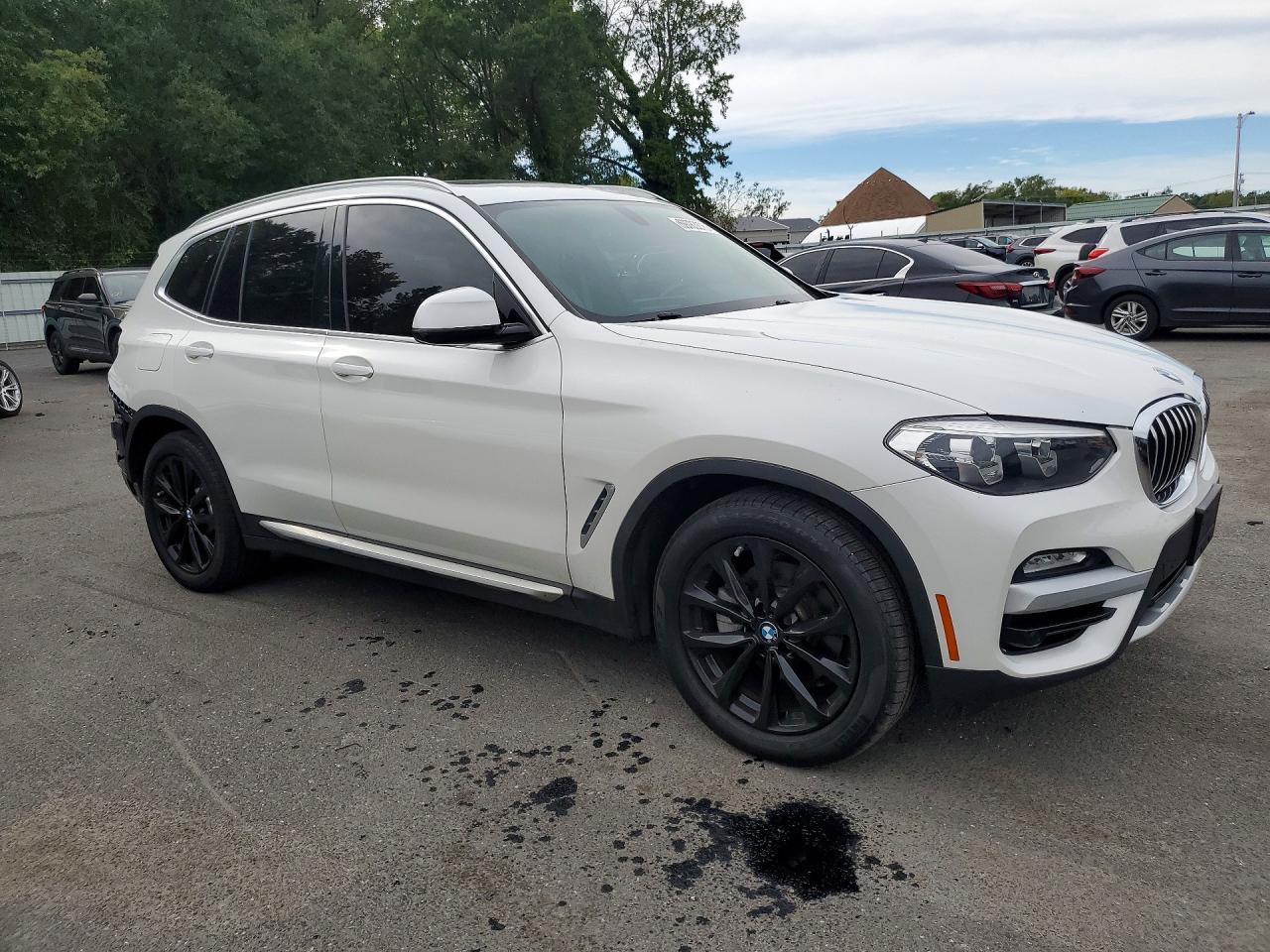 2018 BMW X3 xDrive30I - zdjęcie 4