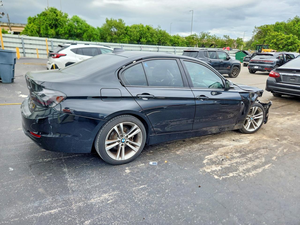 2013 BMW 328 I - zdjęcie 3