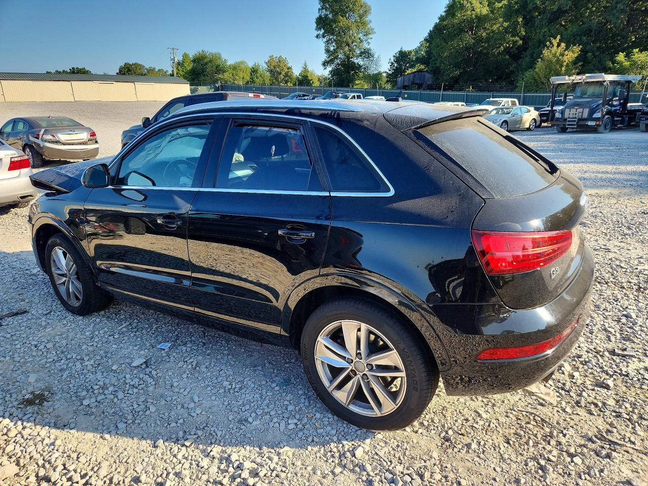 2016 Audi Q3 Premium Plus - zdjęcie 2