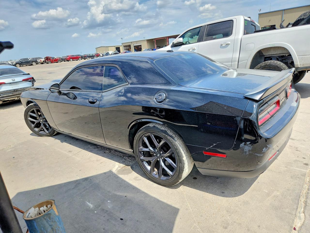 2021 Dodge Challenger Gt - zdjęcie 2