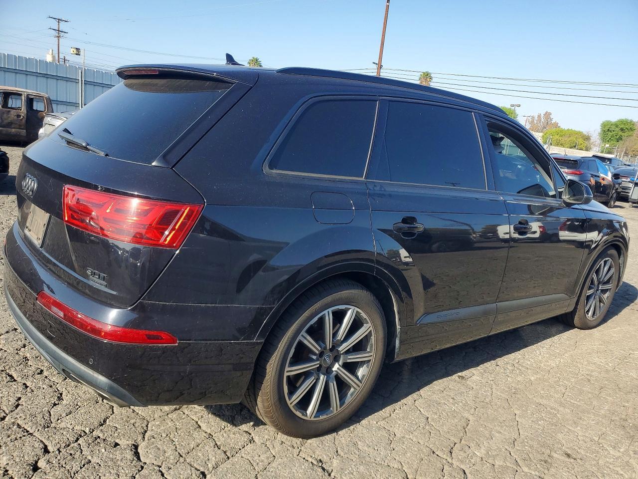 Audi Q7 - zdjęcie 3