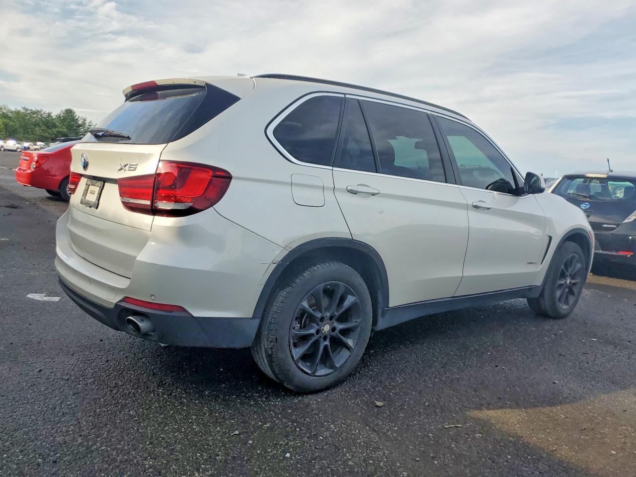 2016 BMW X5 xDrive35I - zdjęcie 3