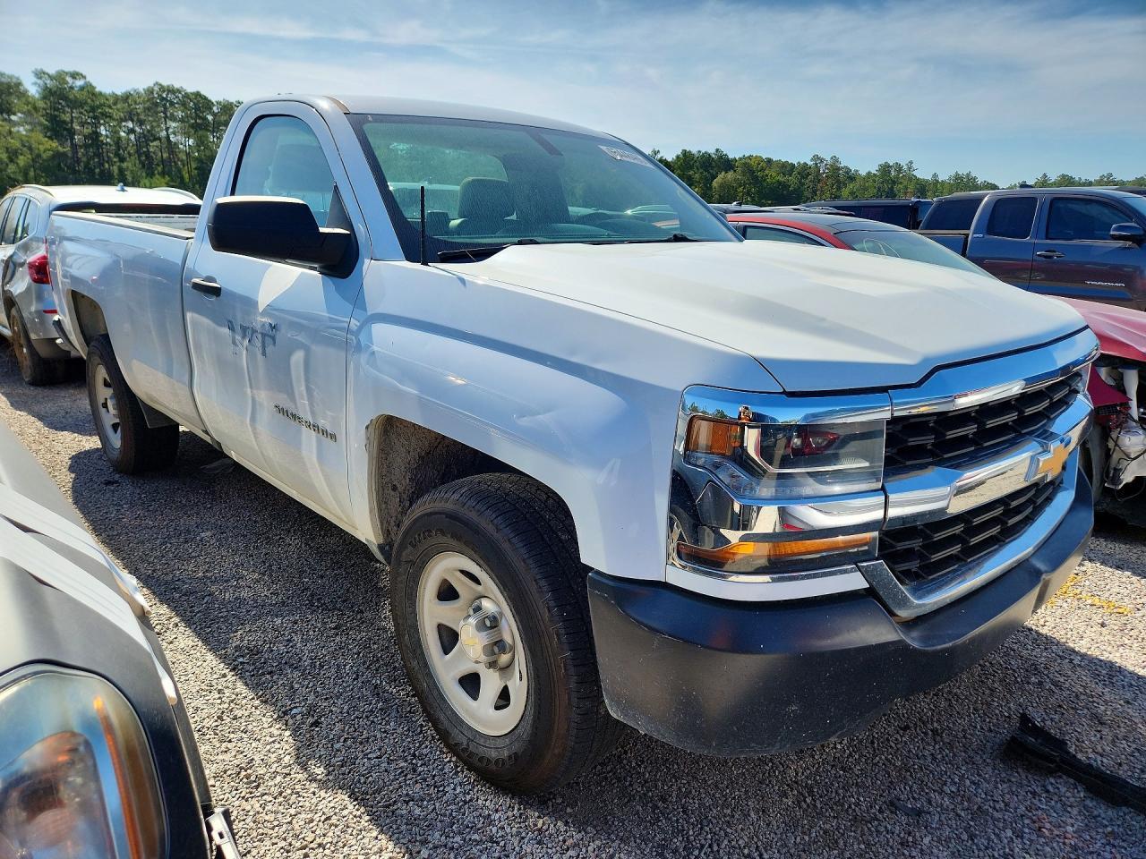 2018 Chevrolet Silverado C1500 - zdjęcie 4