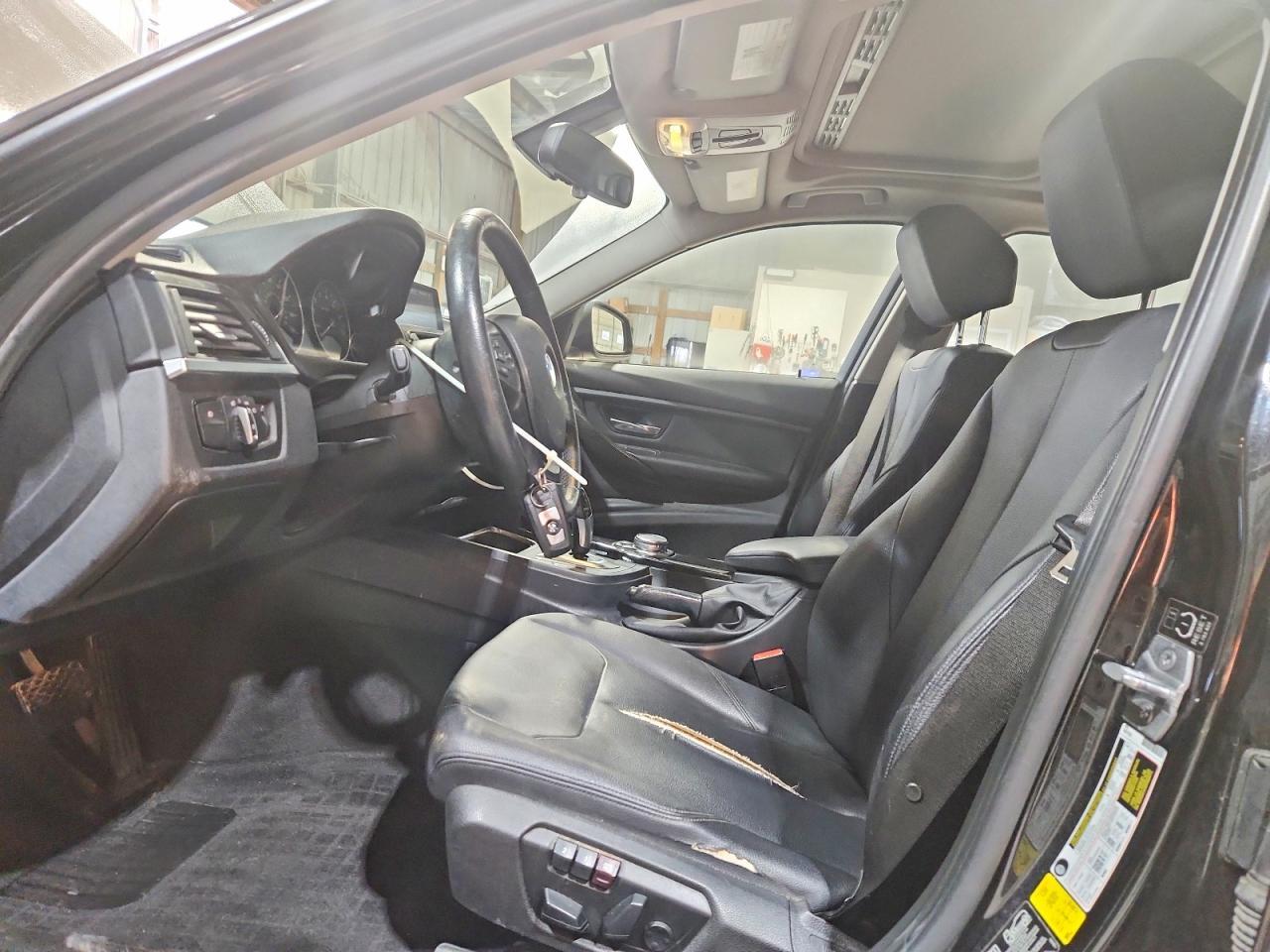 2015 BMW 320 I xDrive - zdjęcie 7