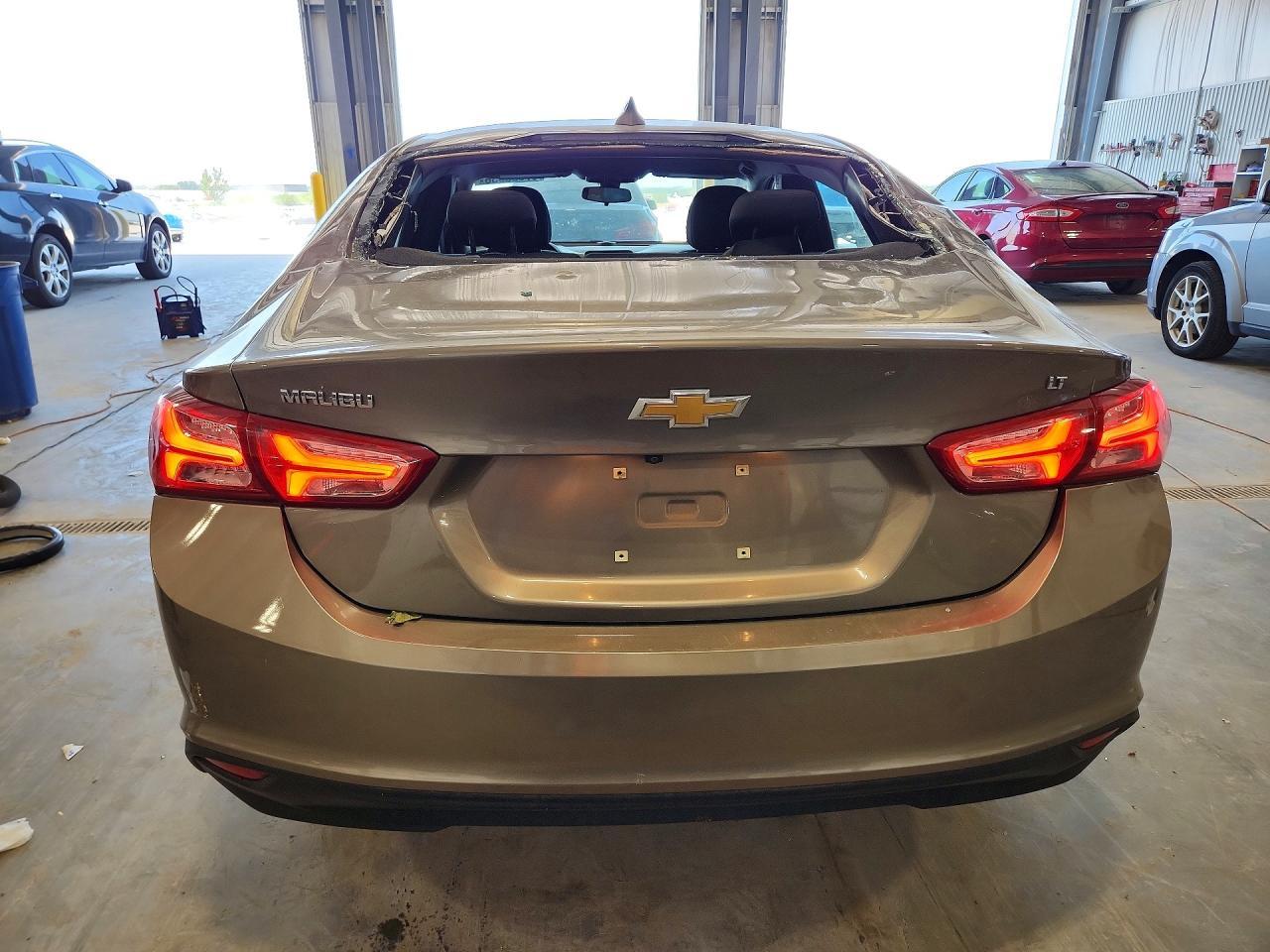 2020 Chevrolet Malibu Lt - zdjęcie 6