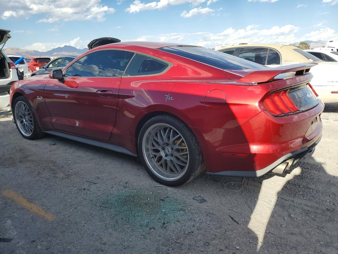 2018 Ford Mustang Gt - zdjęcie 2