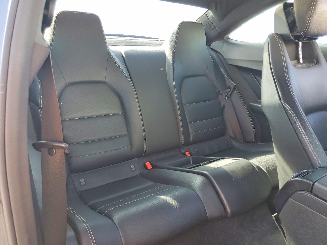 2014 Mercedes-Benz C 250 - zdjęcie 10