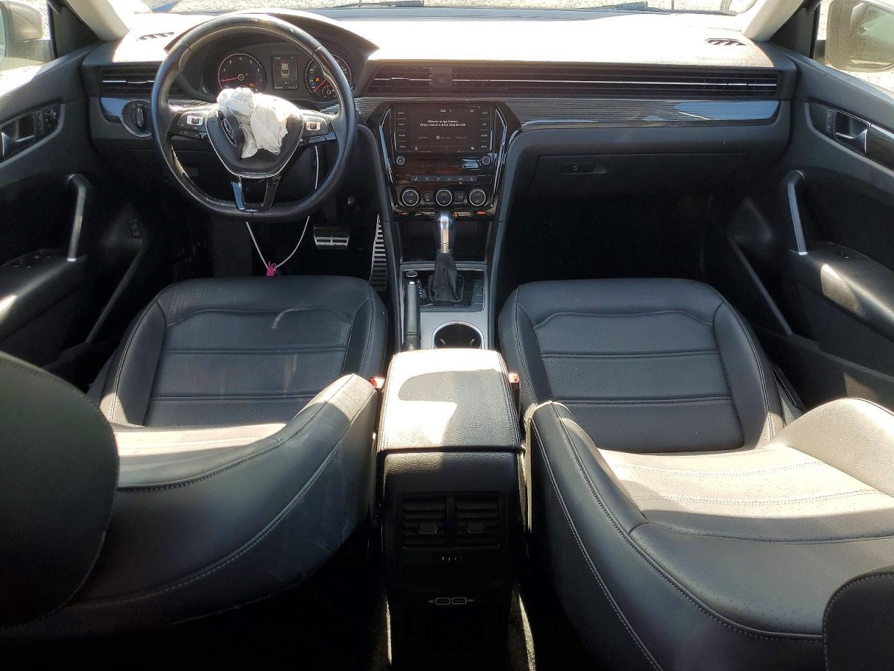 2020 Volkswagen Passat R-Line - zdjęcie 8