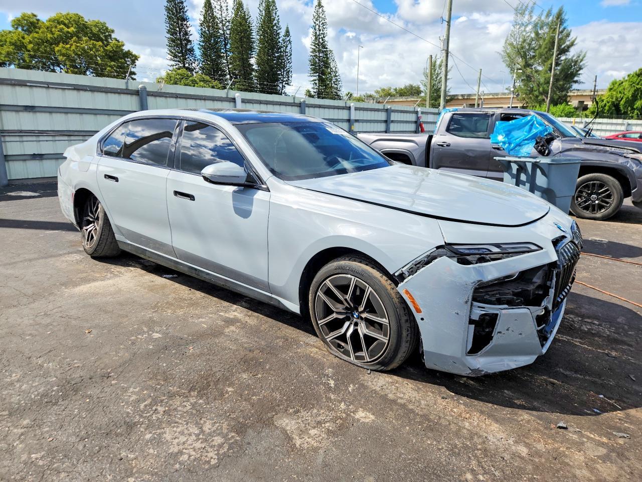 2024 BMW 740 I - zdjęcie 4