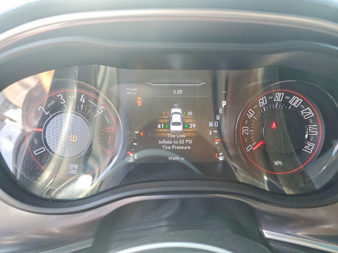 2021 Dodge Challenger R/T - zdjęcie 9