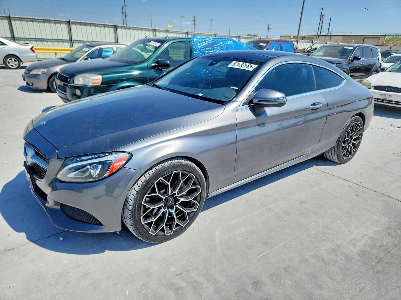 2017 Mercedes-Benz C 300 - zdjęcie główne