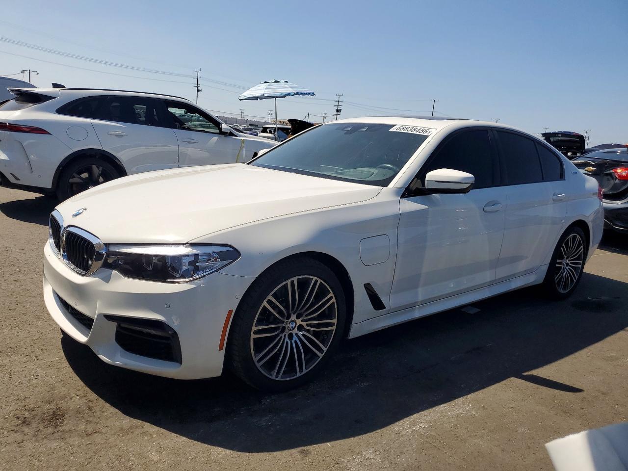 2019 BMW 530E - zdjęcie główne
