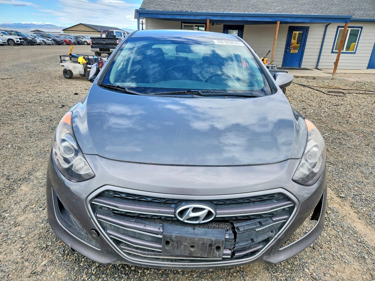 Hyundai Elantra - zdjęcie 5