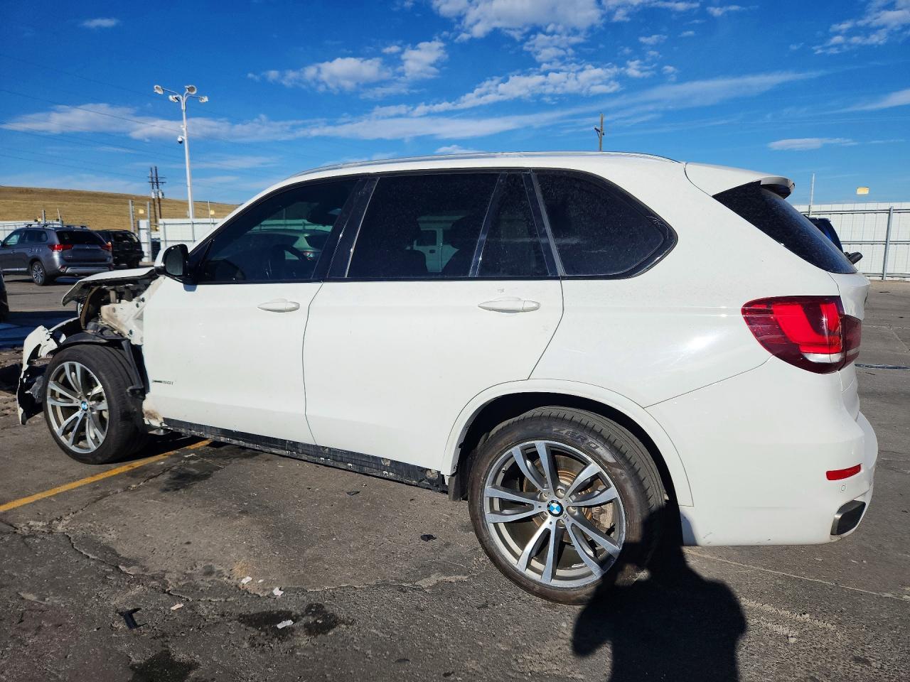 2017 BMW X5 xDrive50I - zdjęcie 2