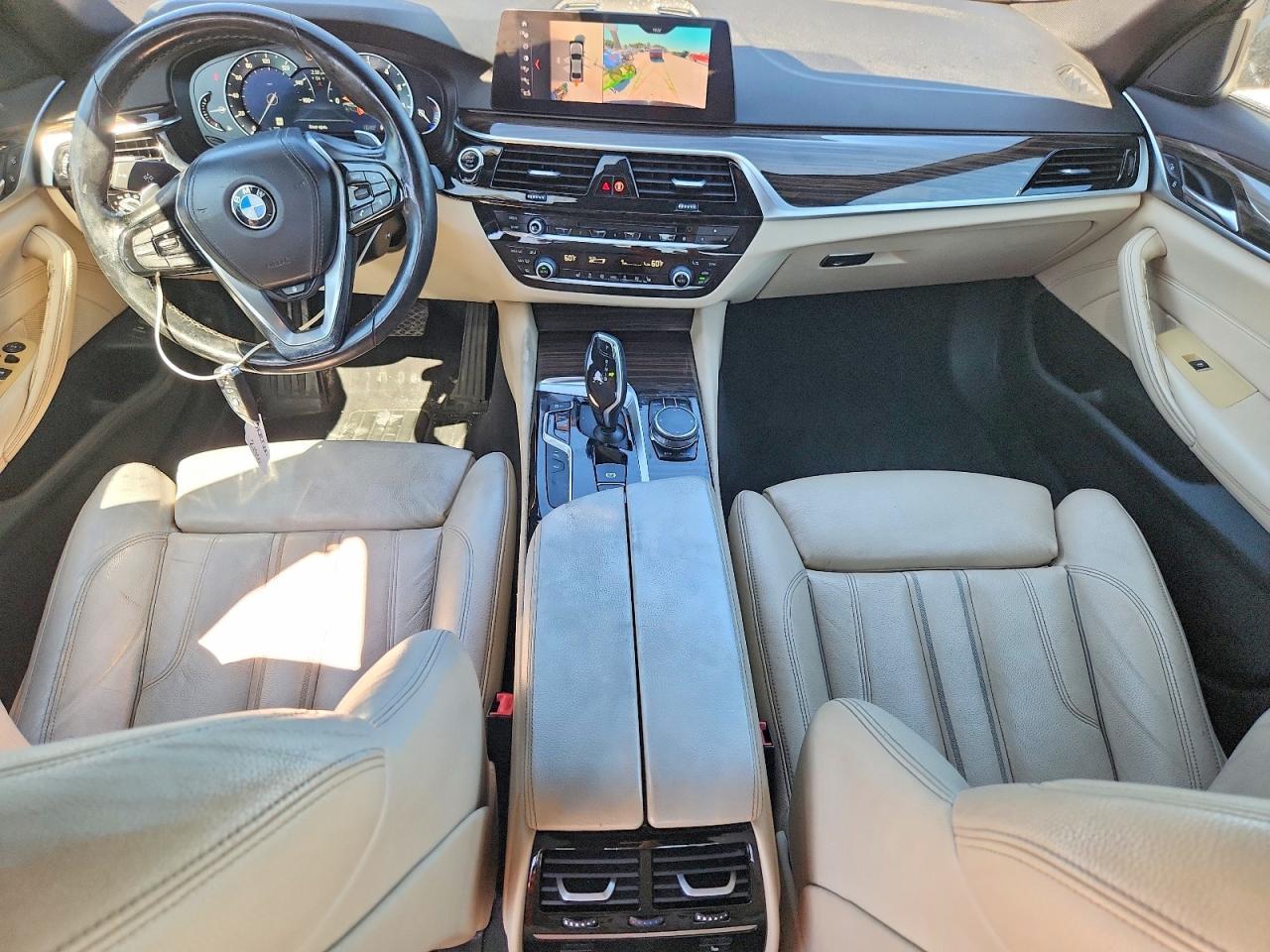 2019 BMW Seria 5 530i - zdjęcie 8