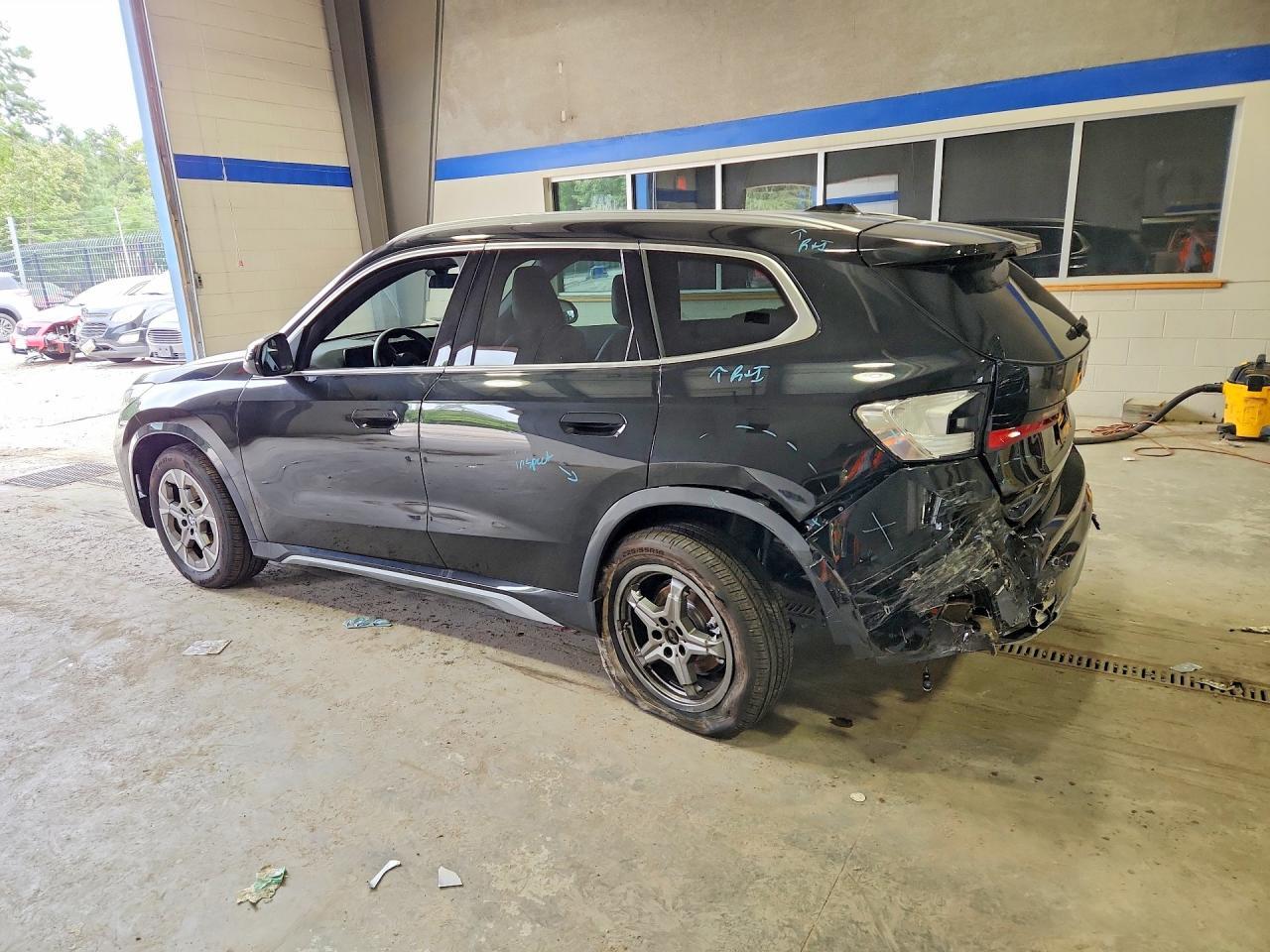 2026 BMW X1 xDrive28I - zdjęcie 2