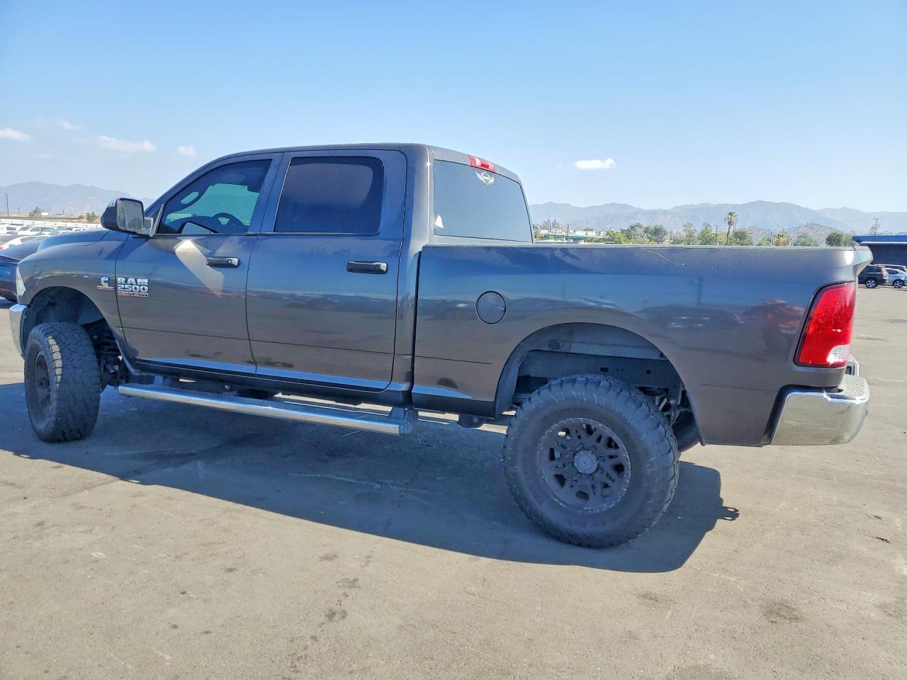 2017 Ram 2500 St - zdjęcie 2