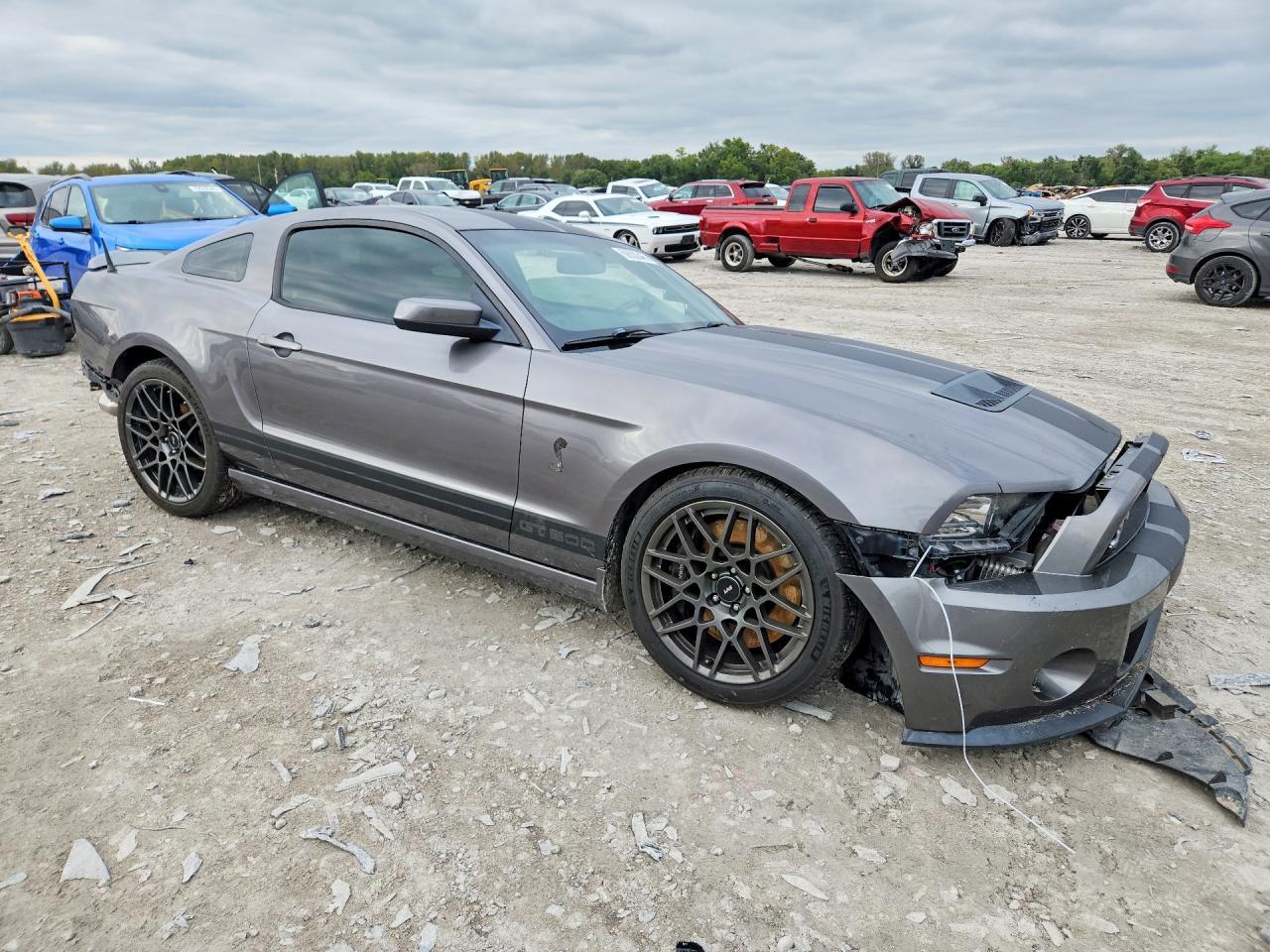 2014 Ford Mustang Shelby Gt500 - zdjęcie 4