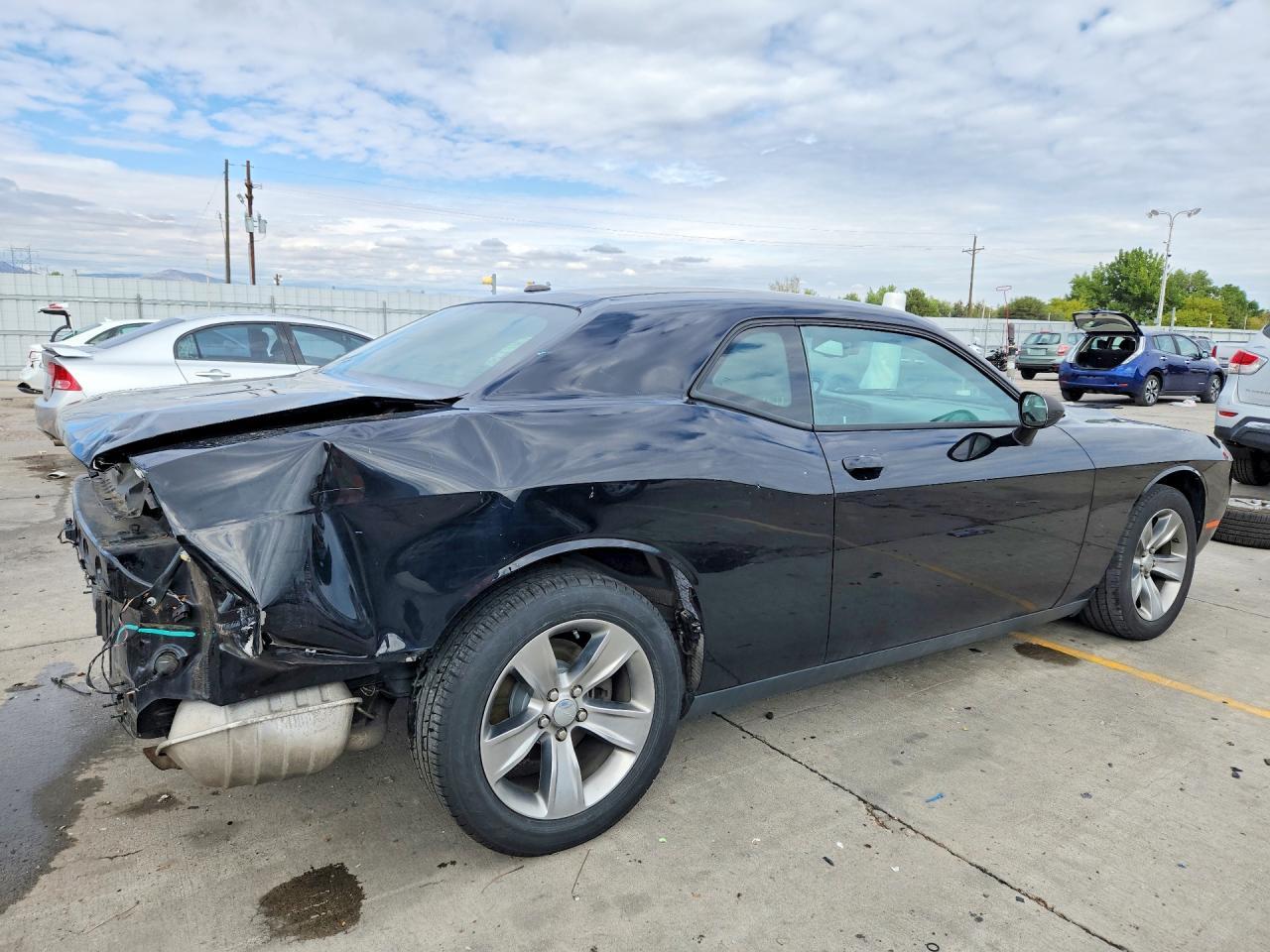 2016 Dodge Challenger Sxt - zdjęcie 3