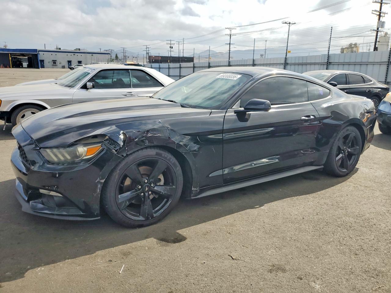 2015 Ford Mustang - zdjęcie główne