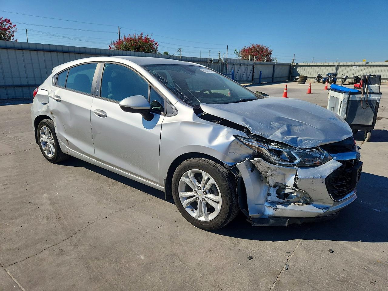 2019 Chevrolet Cruze Ls - zdjęcie 4