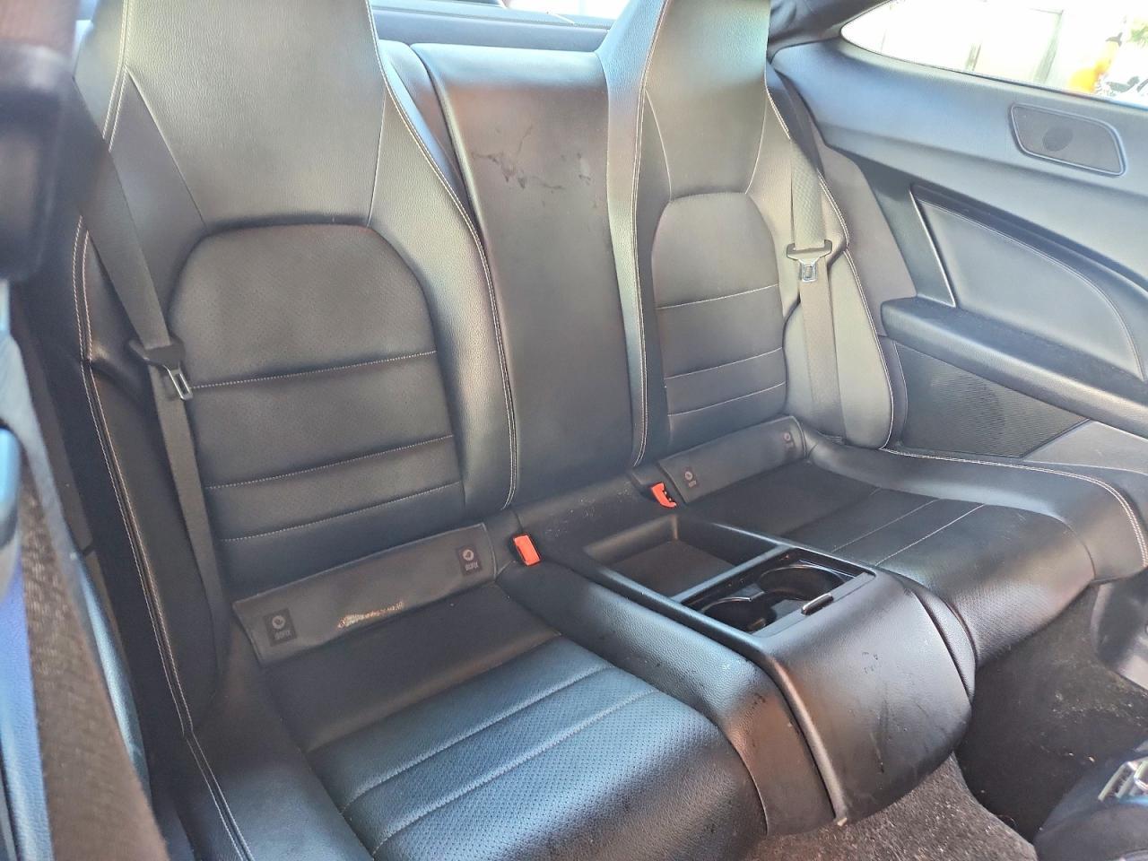 2015 Mercedes-Benz C 250 - zdjęcie 10
