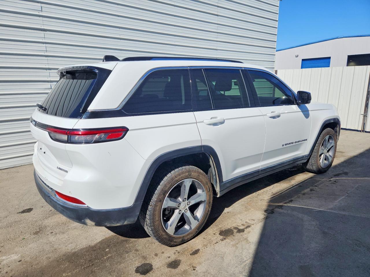 2023 Jeep Grand Cherokee Limited - zdjęcie 3