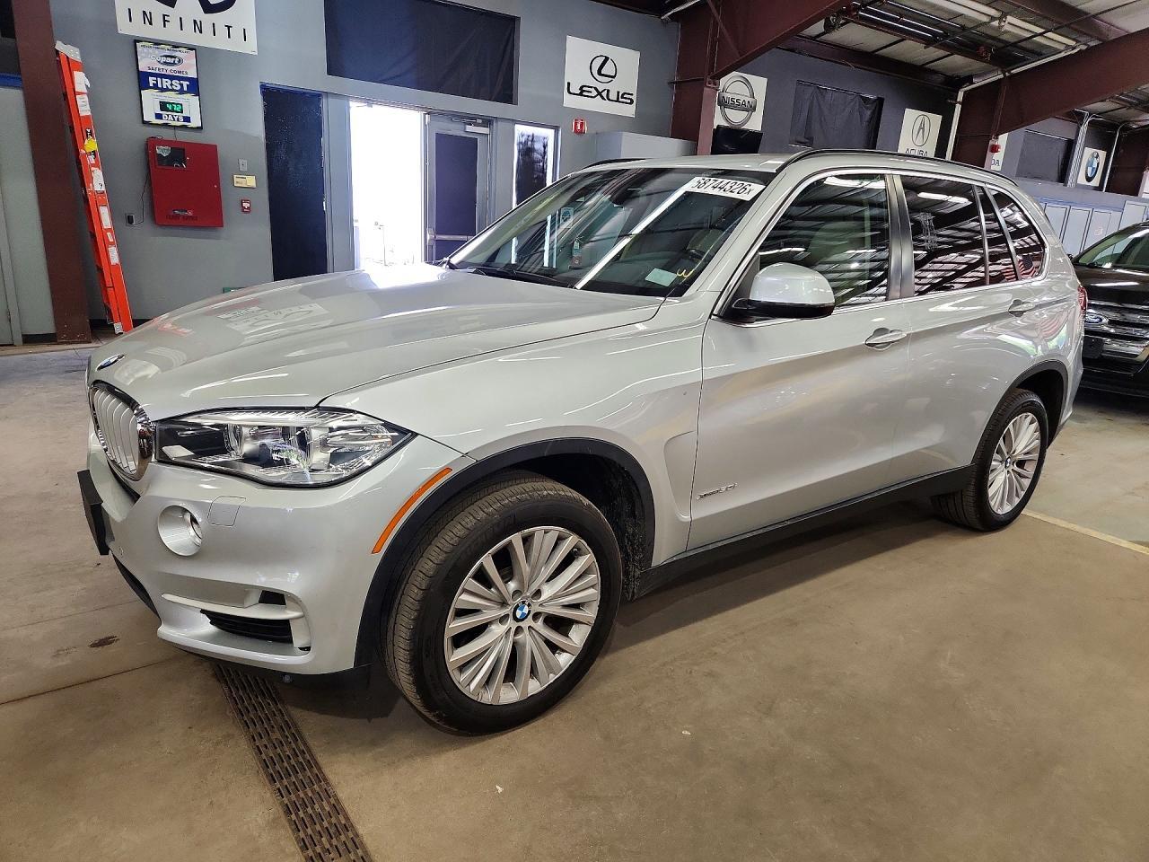 2014 BMW X5 xDrive50I - zdjęcie główne