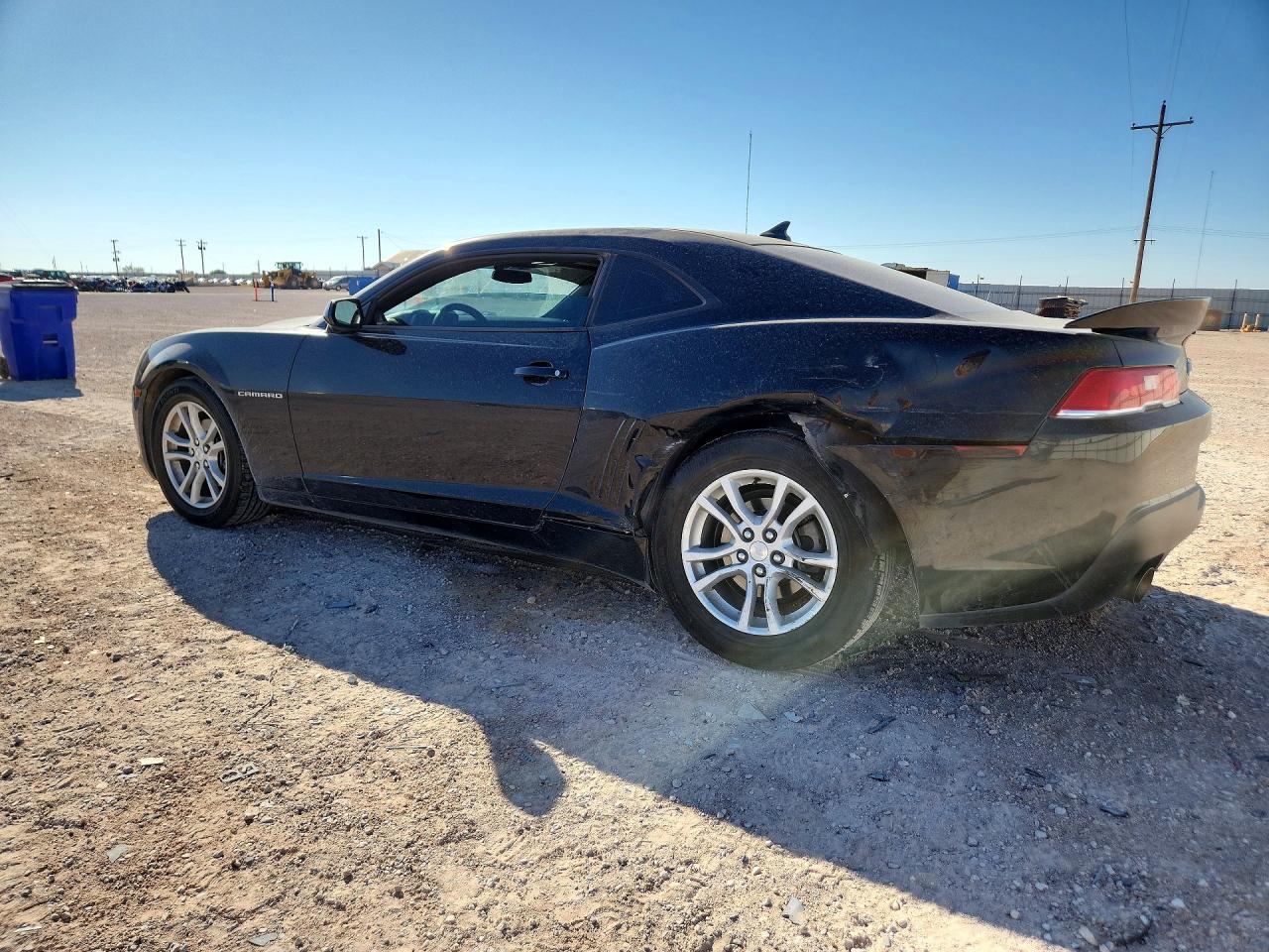 2015 Chevrolet Camaro Ls - zdjęcie 2
