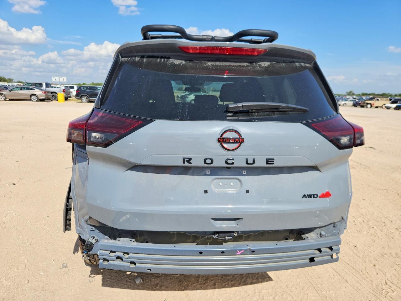 2026 Nissan Rogue Rock Creek - zdjęcie 6
