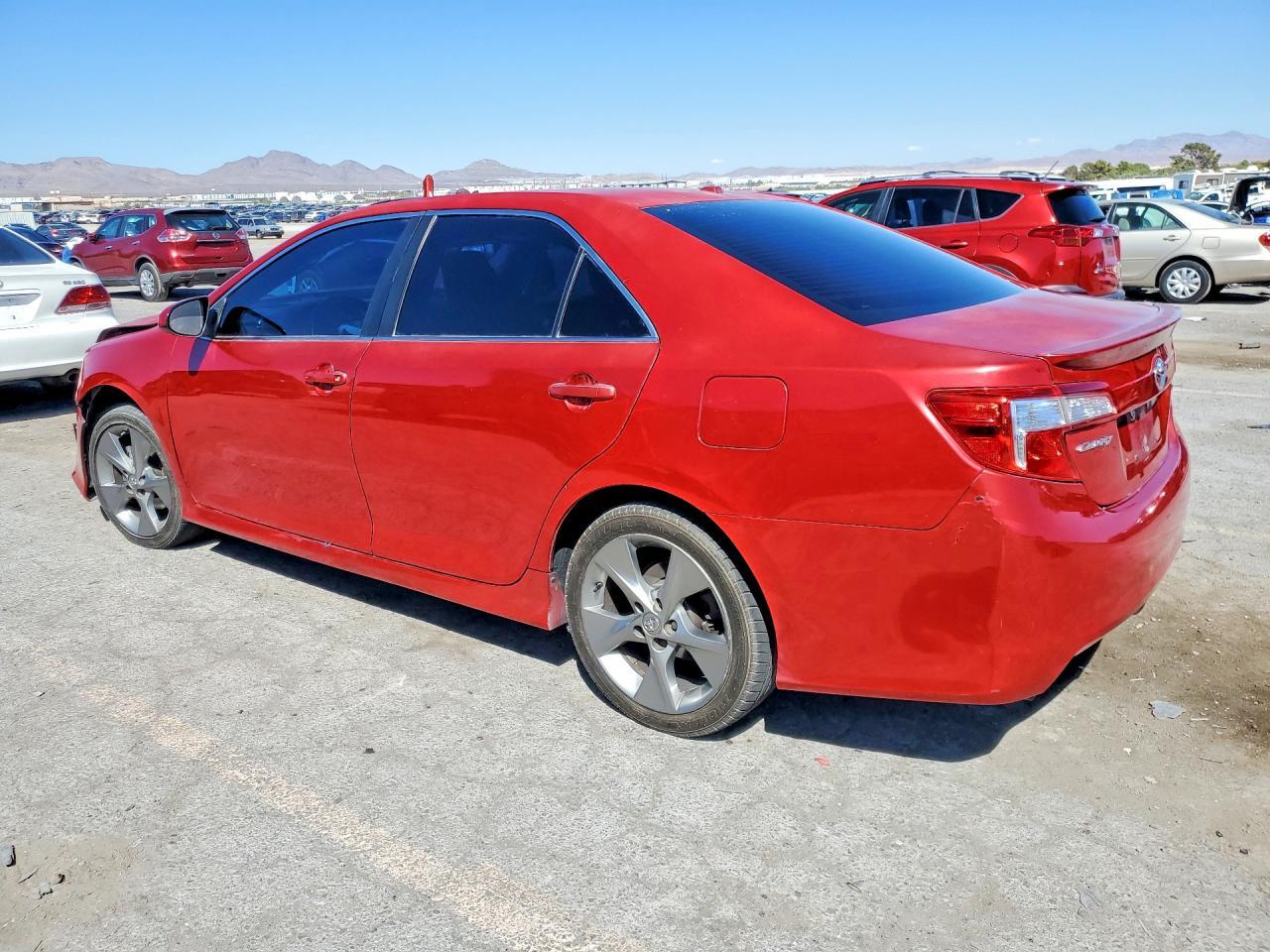 2018 Toyota Camry Se V6 - zdjęcie 2