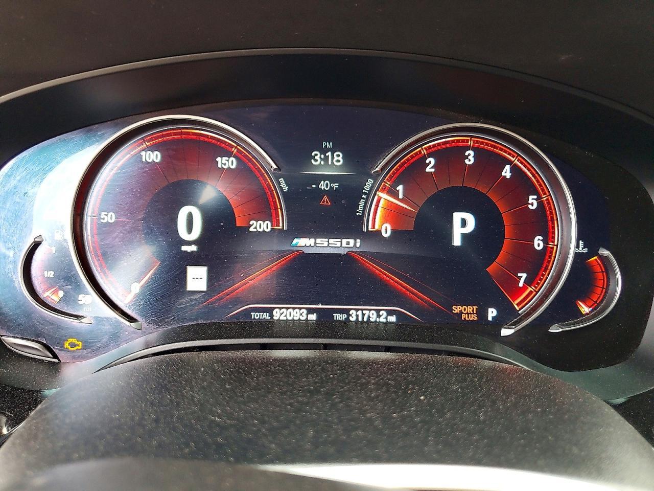 2018 BMW Seria 5 M550i - zdjęcie 9