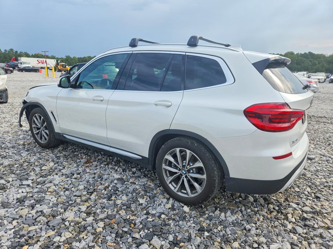 2019 BMW X3 Sdrive30I - zdjęcie 2