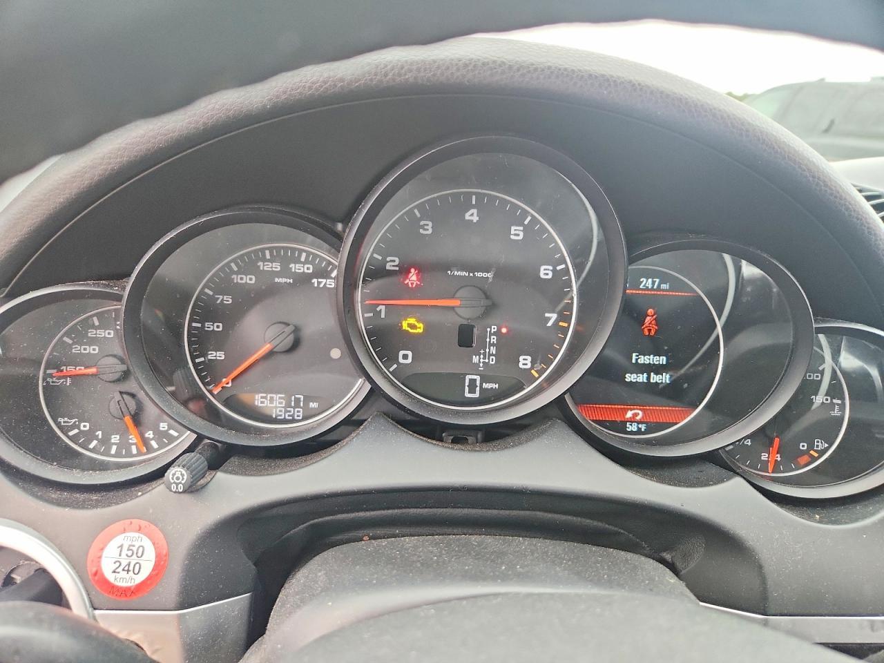 2014 Porsche Cayenne - zdjęcie 9