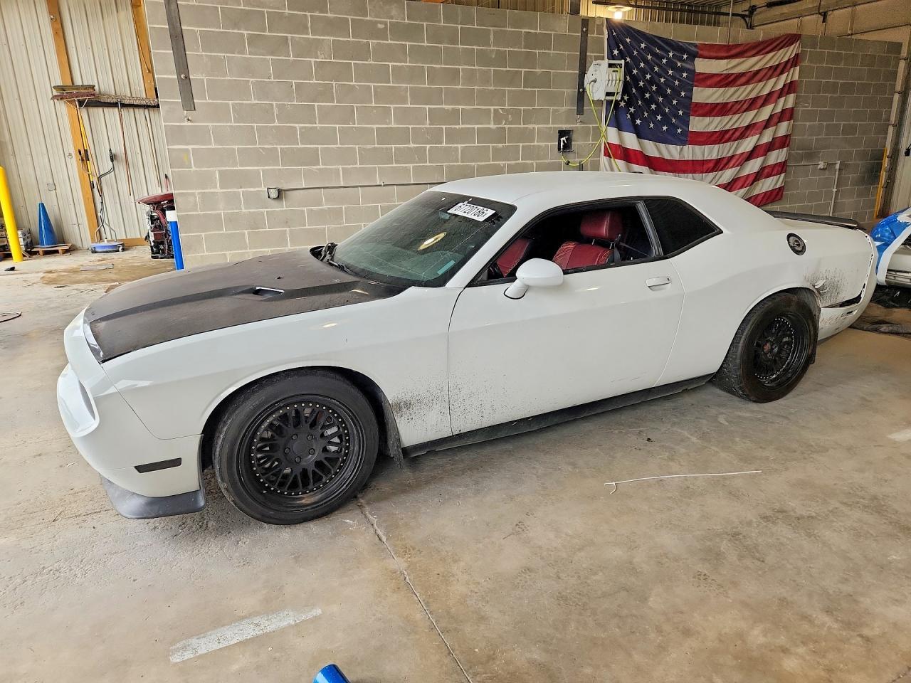 2014 Dodge Challenger Srt8 Core - zdjęcie główne