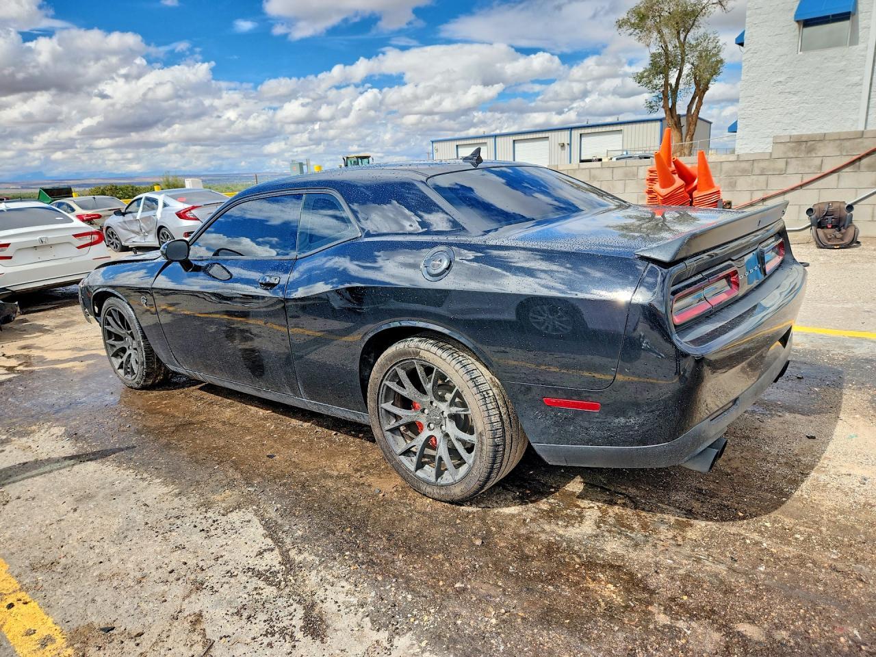 2016 Dodge Challenger Srt Hellcat - zdjęcie 2